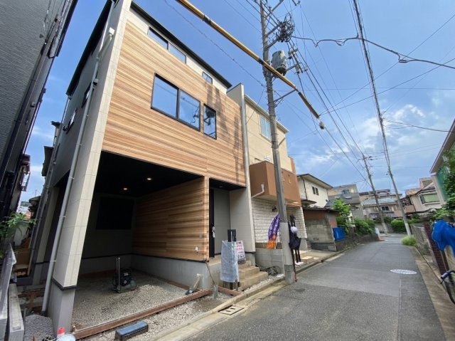 練馬区桜台4丁目 限定1棟の前面道路含む現地写真