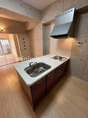 ジューム南船場のキッチン
