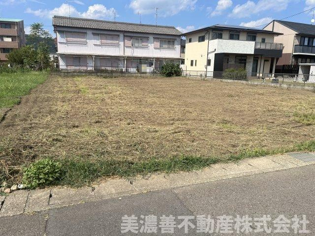 ６６７４６　岐阜市岩地土地の外観