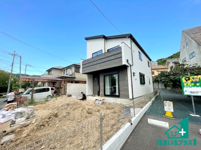 ■三島郡島本町山崎　新築一戸建ての駐車場|駐車スペース！散水栓があるので、こまめに愛車を洗えます！
