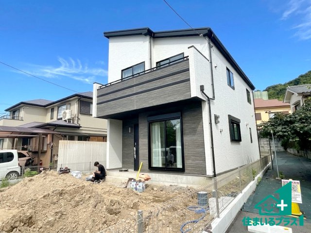 ■三島郡島本町山崎　新築一戸建ての外観|安心の10年保証！外観を美しく保ち、雨水で汚れを落とします！気になることがありましたら、お気軽にお問い合わせください！