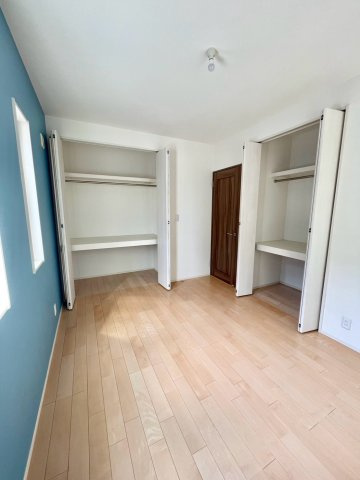 白浜町甲中古戸建の洋室