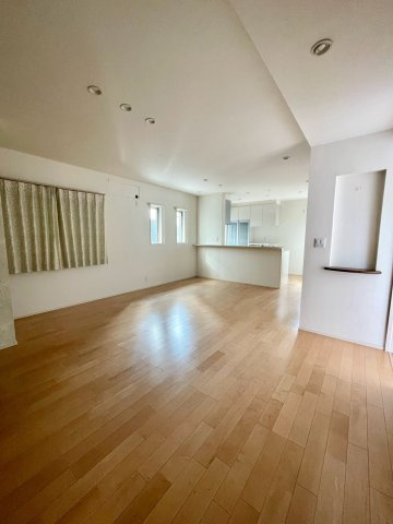 白浜町甲中古戸建の居間・リビング