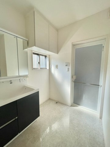 白浜町甲中古戸建の独立洗面台