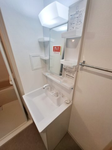 ルクス西宮北口の洗面所