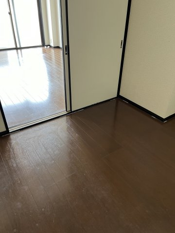 ラフィナート菊名の居間・リビング