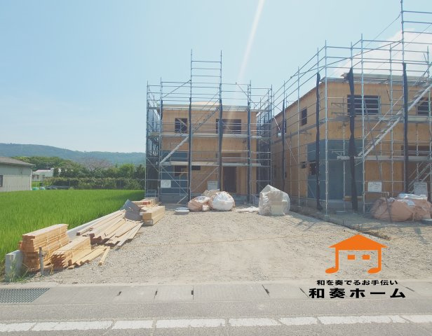 クレイドルガーデン高松市鶴市町第３◇光熱費の負担の軽減が可能なオール電化住宅ですの前面道路含む現地写真|現地写真
前面道路が広く見通しが良いため、ファミリーカーのような大きな車でも運転しやすく、車庫入れも余裕を持ってできるのが魅力的なお家です。