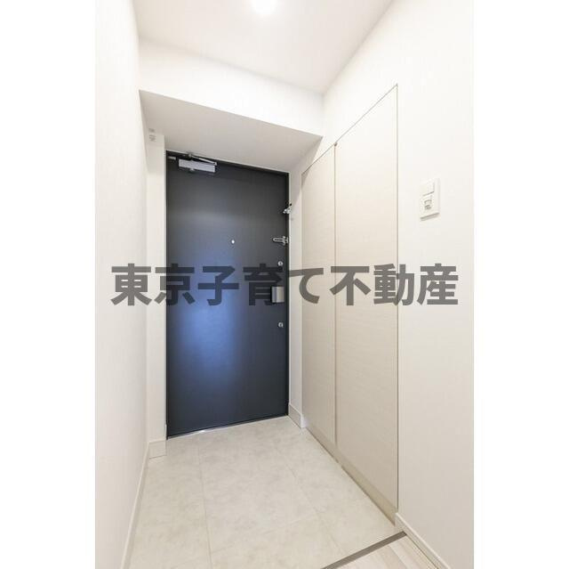 KURAMAE214の玄関