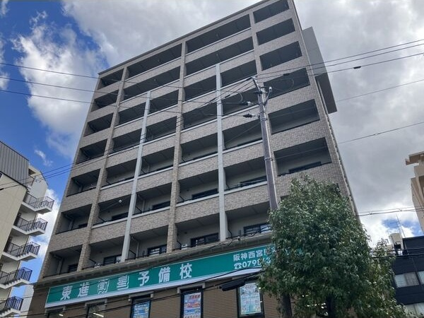 フォレスト西宮の外観