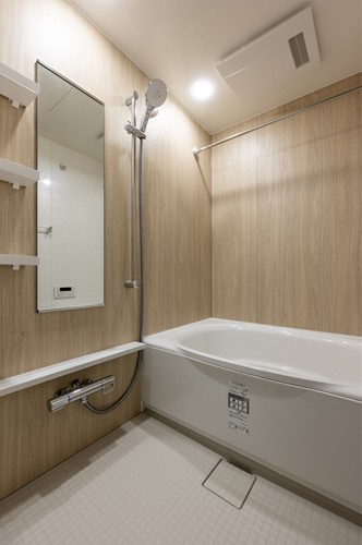 新品家具付きマンション美野島18(KaGood福岡)の浴室