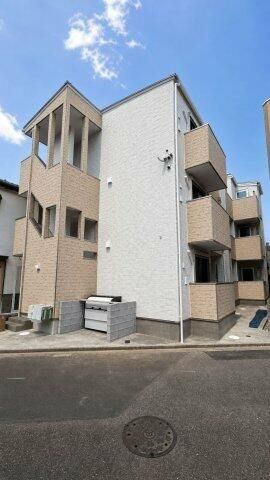 ＦＥＬＩＣＥ　ＴＥＲＲＡＣＥの外観
