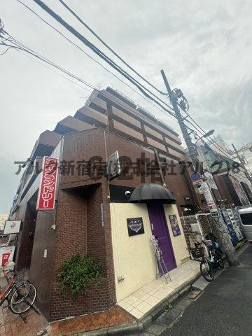 歌舞伎町ダイヤモンドパレスの外観