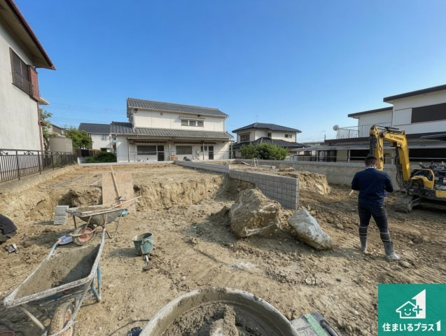 神戸市北区ひよどり台　新築一戸建ての外観|周辺は落ち着いた街並みの住宅地！子育てがしやすい住環境です！まだ未完成ですが、現地でしかわからない事もございます。是非一度ご覧ください。