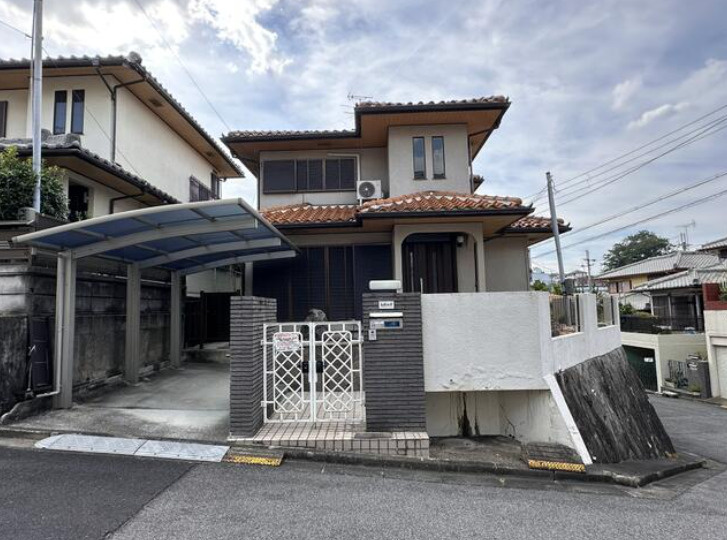 帝塚山南5丁目戸建のエントランス