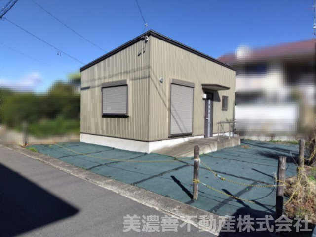 ５８１８８　岐阜市千代田町中古戸建て