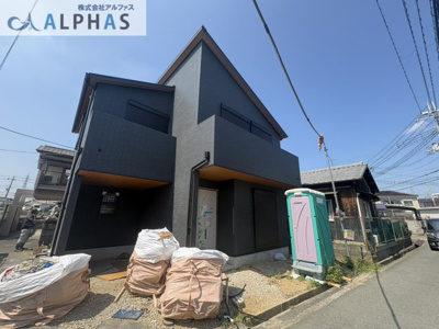 【外観】 | 加古川市野口町野口　新築戸建 | ■まもなく完成予定♪
□各居室に収納があり、お部屋がスッキリと片付きます♪