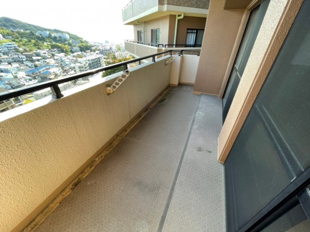 アンビエントジェーム山Ⅱ番館のバルコニー