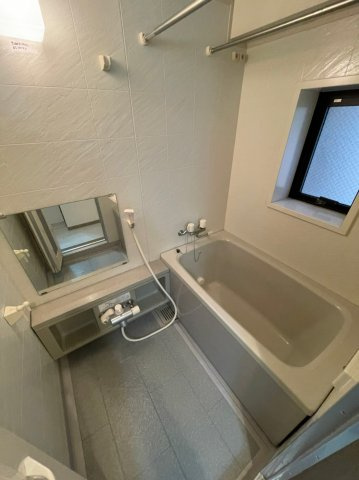 アンビエントジェーム山Ⅱ番館の浴室