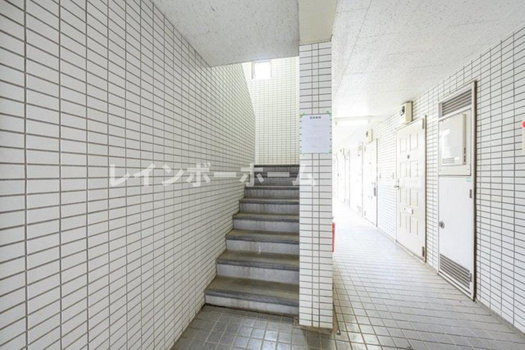 チェリーハイツ※初期費用分割あと払いサービス利用可能物件のロビー
