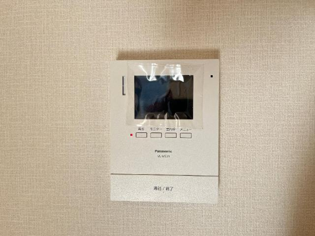 栗森2丁目新築アパートのセキュリティ|カメラ付インターホン（イメージ）