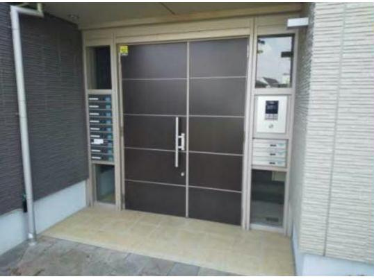 エグレット姫路Ⅲ のエントランス