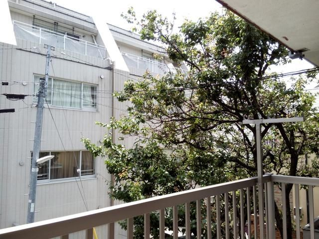 市谷仲之町住宅の展望