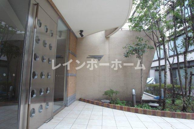 コンフォート両国のエントランス