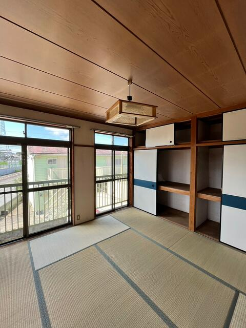 ８畳和室
