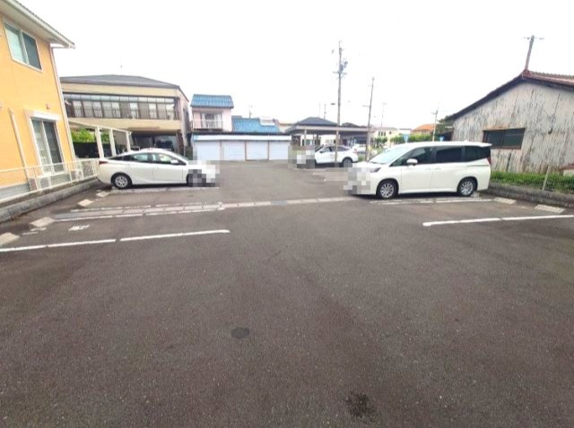 Riqueza茜部(リクイーザアカナベ)の駐車場