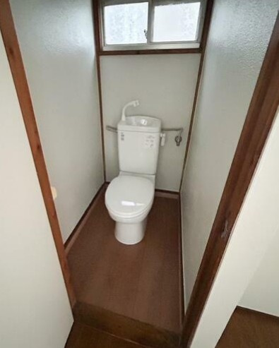 高村貸家のトイレ