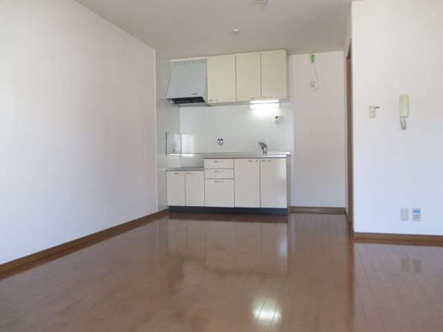 ラフィーネ二ツ屋の居間・リビング|※類似部屋