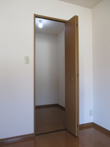 ラフィーネ二ツ屋の収納|※類似部屋