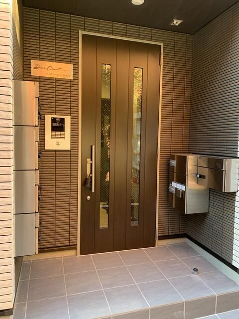 ディアコート池袋本町のエントランス
