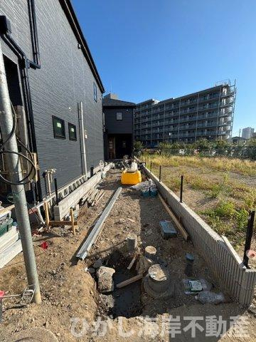藤沢市羽鳥３丁目　新築戸建　全３棟の駐車場|10月8日撮影 　工事中　駐車スペース