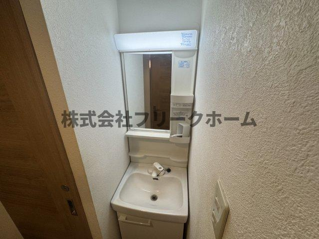 三鷹市上連雀７丁目の賃貸マンションの洗面所