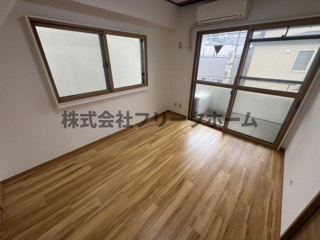 三鷹市上連雀７丁目の賃貸マンションの寝室