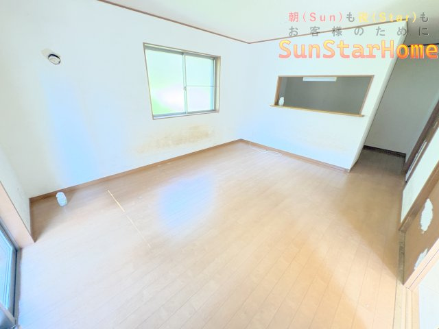 【サンスターホーム】青梅市柚木町1丁目　中古戸建の居間・リビング