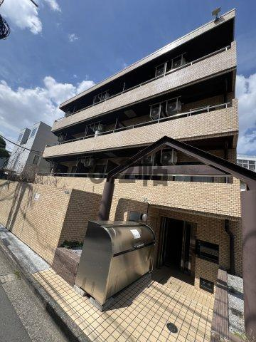 フリービング新宿