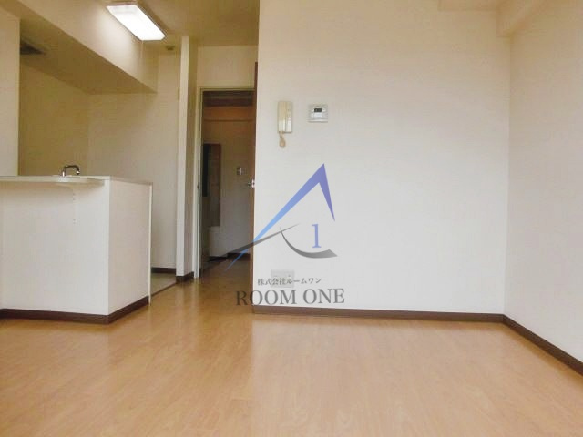 市川プラザの居間・リビング|洋室のお部屋です。