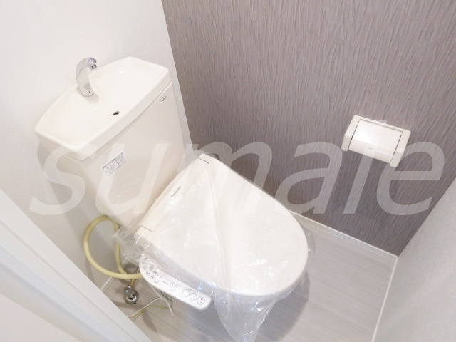 Faunaのトイレ|温水洗浄便座付のトイレです♪
