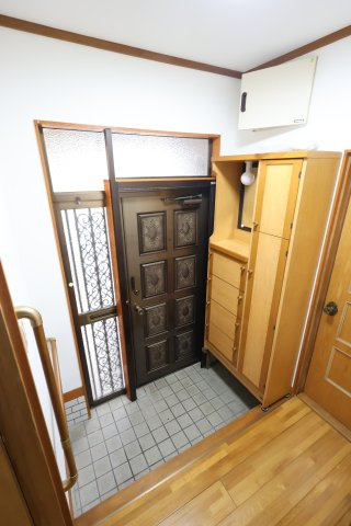 【玄関】 | 河内長野市喜多町貸家