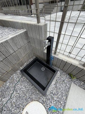 平塚市大神2丁目　新築戸建　全3棟3号棟の玄関
