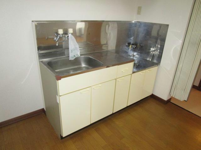 ヴォーンリッヒ緑ヶ岡のキッチン