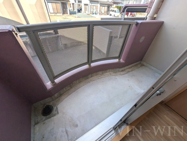 フローラ・リヴェールのバルコニー|イメージ（同建物内別部屋の写真です）