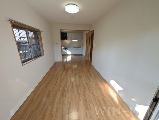 フローラ・リヴェールの居間・リビング|イメージ（同建物内別部屋の写真です）