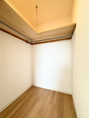 シアス羊ヶ丘通りの収納|６．９１帖洋室にあるウォークインクローゼット。衣類や季節ものの保管に♪