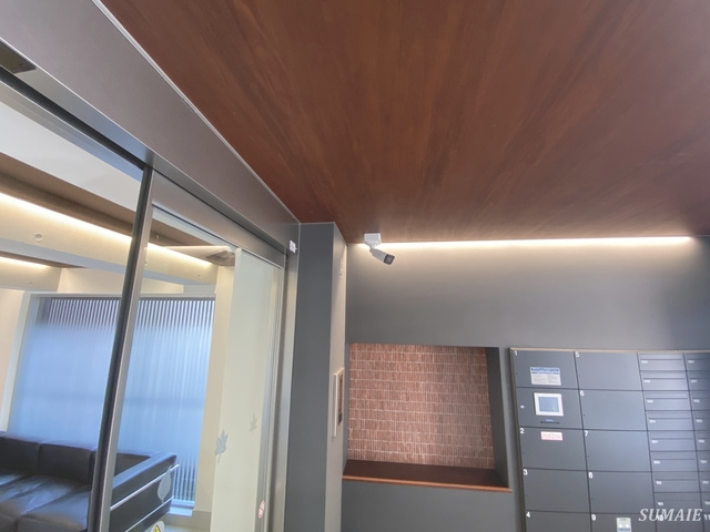 AXIS上小町のセキュリティ|エントランス防犯カメラ