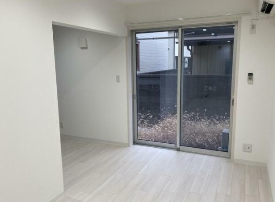 リブコート諏訪町の居間・リビング