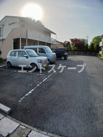 テルサ中居Ｂの駐車場|高崎、前橋のお部屋探しはエンドスケープまで！お客様の理想お聞かせ下さい♪