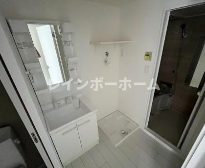 EWレジデンス北千住の独立洗面台